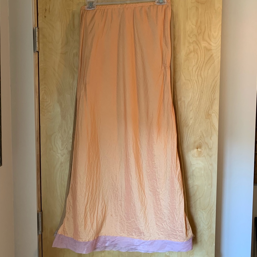 Dosa 100% silk maxi skirt. Size 2
